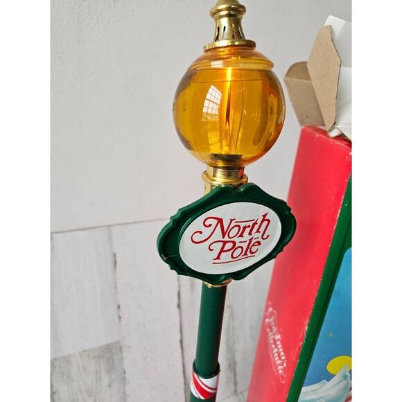 Santa's best telescoping North Pole lamp light lantern vintage decor home Xmas - Picture 3 of 8